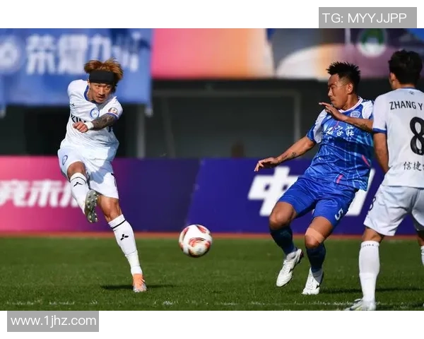 石家庄队迎战大连人队期待精彩对决展现足球魅力与团队精神